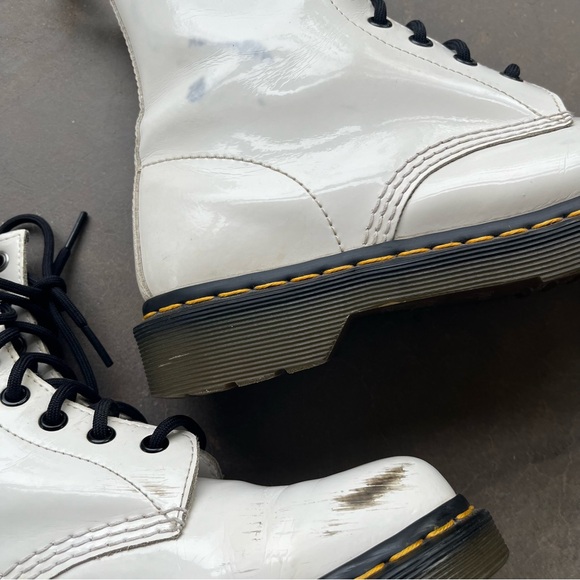 Dr. Martens AirWair 1460 White Patent Leather Lace Up  Combat Boots Women’s 8 - Picture 11 of 14